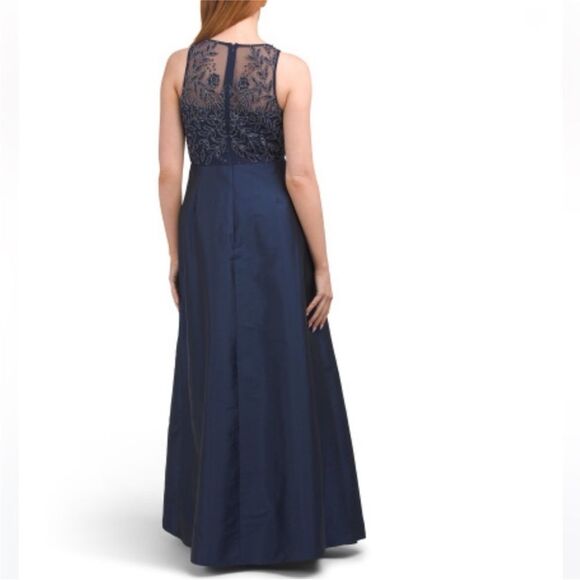 Adrianna Papell Beaded Taffeta Ball Sleeveless Beaded Top Gown - Picture 5 of 11